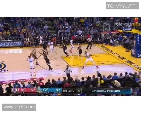 南京羽毛球队快攻战术分析及其在比赛中的优缺点探讨